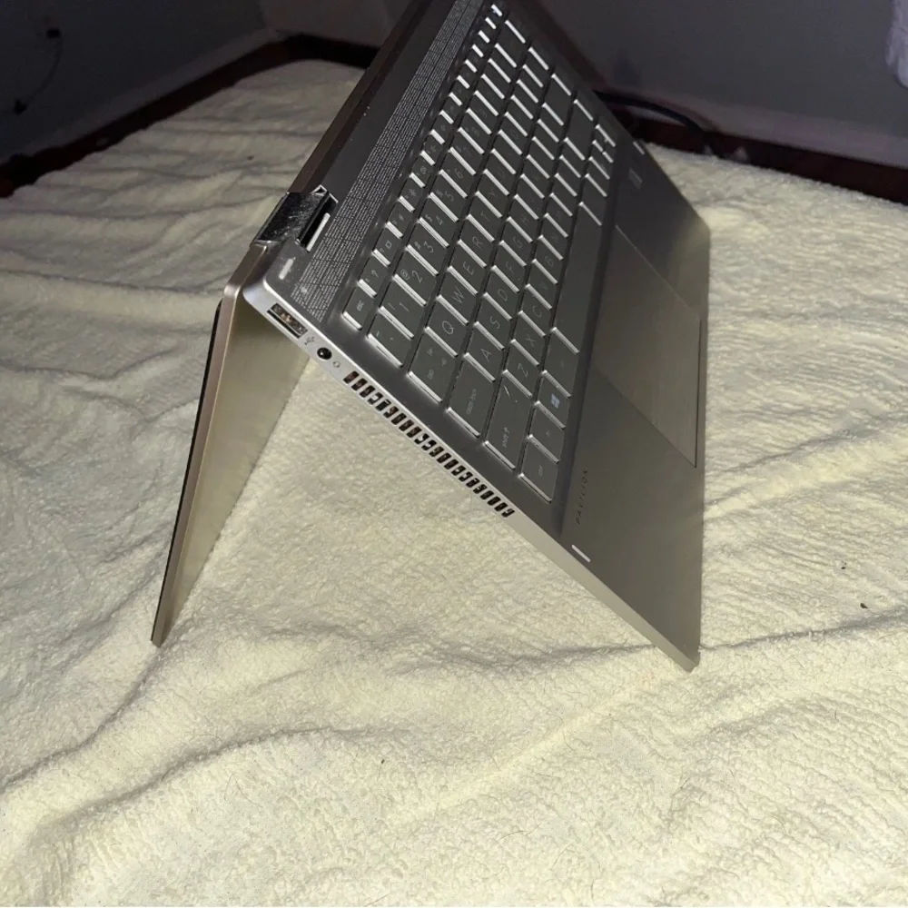 Hp Pavilion X360. NEED GONE